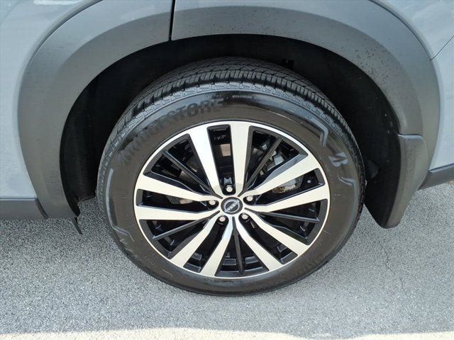 Certified 2025 Nissan Pathfinder Platinum w/ Cargo Package AWD/4WD image 4