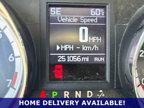 Used 2013 Dodge Grand Caravan R/T image 22