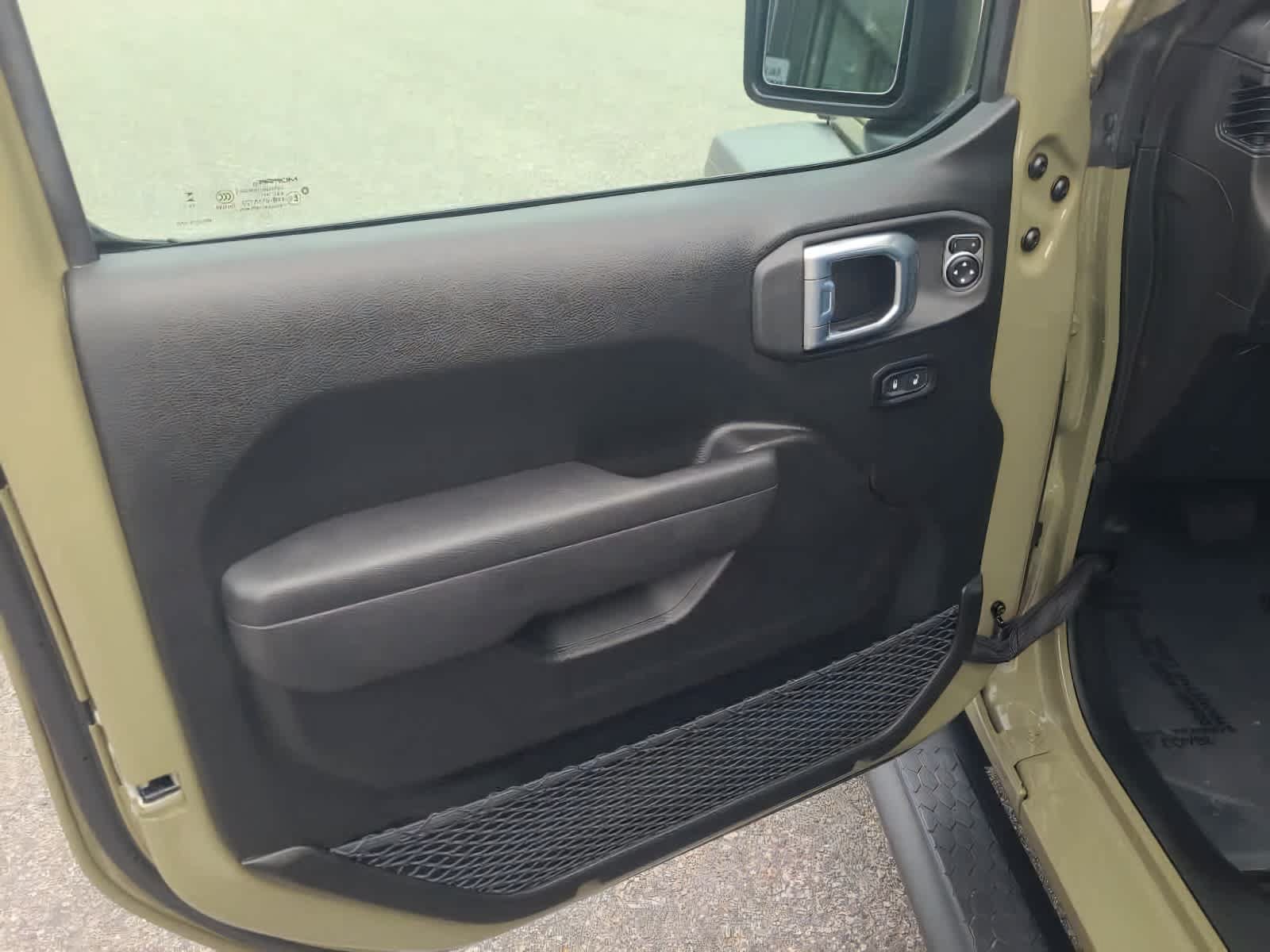 Used 2026 Jeep Wrangler Unlimited Sport AWD/4WD image 9