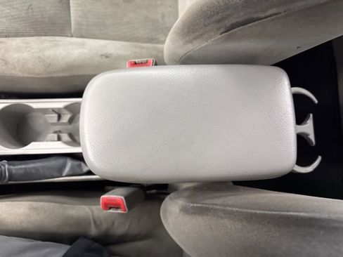 Used 2013 Toyota Corolla LE image 42