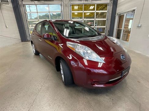 Used 2016 Nissan Leaf S w/ Charger Package FWD image 7