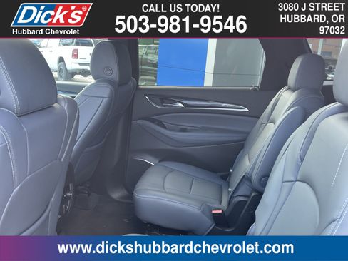 Used 2022 Buick Enclave Essence w/ Experience Buick Package AWD/4WD image 11