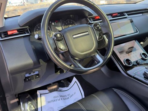 Used 2019 Land Rover Range Rover Velar S image 25