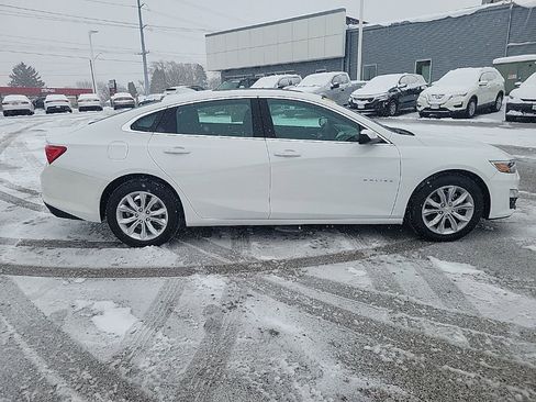 Used 2024 Chevrolet Malibu LT image 8