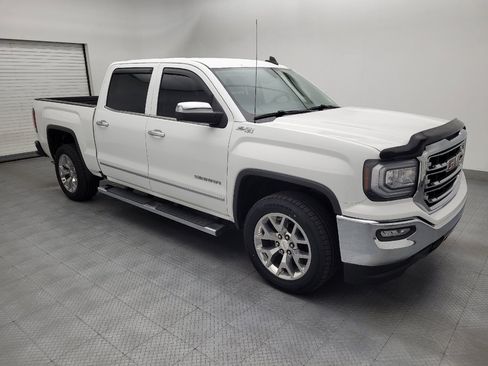 Used 2018 GMC Sierra 1500 SLT w/ SLT Premium Package AWD/4WD image 11