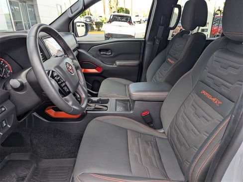 Used 2023 Nissan Frontier PRO-4X w/ Pro Convenience Package image 13