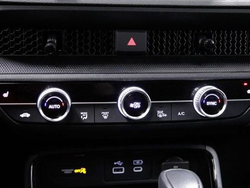 Used 2024 Honda CR-V EX image 30