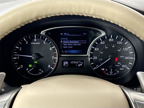 Used 2013 Nissan Altima 3.5 SL w/ Technology Pkg image 19