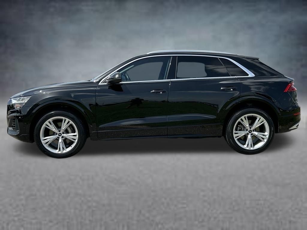 Used 2023 Audi Q8 Premium w/ Convenience Package AWD/4WD image 2