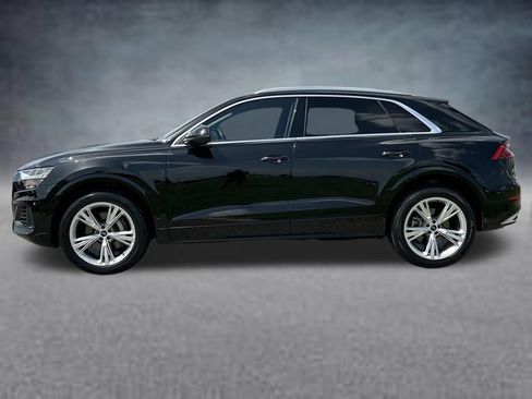 Used 2023 Audi Q8 Premium w/ Convenience Package AWD/4WD image 2
