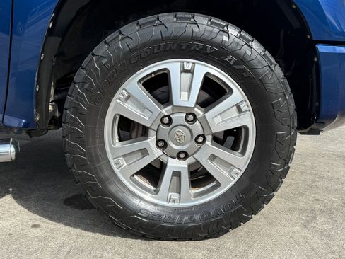 Used 2015 Toyota Tundra Platinum image 10