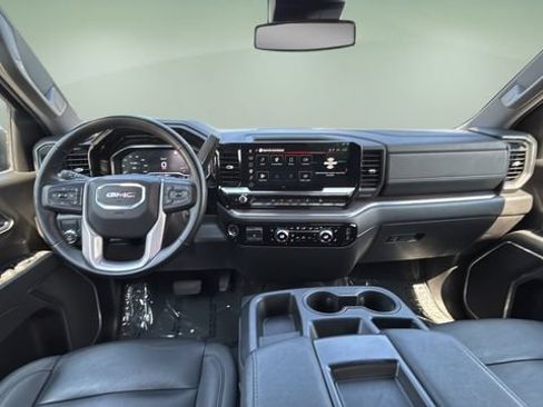 Used 2025 GMC Sierra 1500 SLT RWD image 16