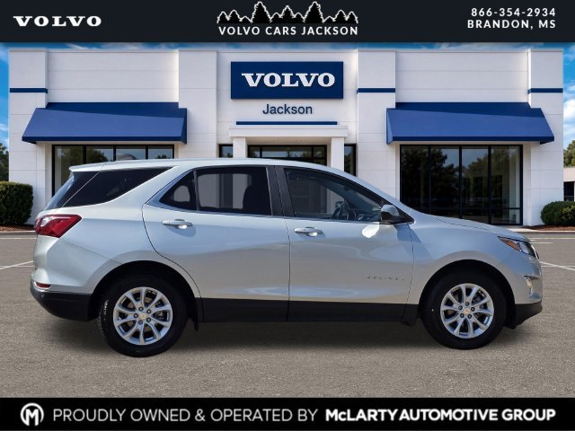 Used 2021 Chevrolet Equinox LT w/ Driver Convenience Package FWD image 3