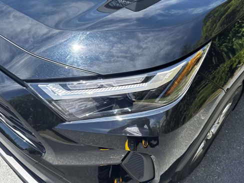 Certified 2025 Toyota RAV4 XLE w/ Convenience Package AWD/4WD image 9