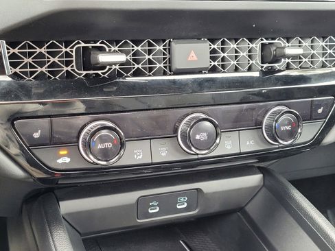 Certified 2025 Honda Accord Sport image 25