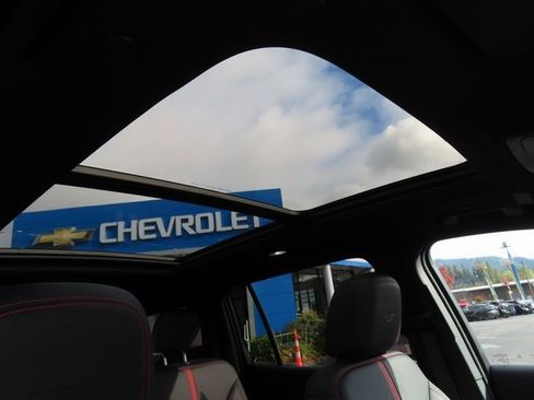 Certified 2024 Chevrolet Traverse RS w/ LPO, Floor Liner Package image 41