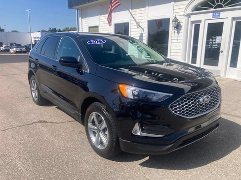 Used 2023 Ford Edge SEL w/ Convenience Package AWD/4WD image 3