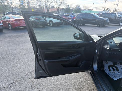 Used 2023 Nissan Altima 2.5 S image 15