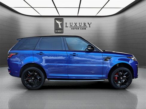Used 2019 Land Rover Range Rover Sport SVR image 10