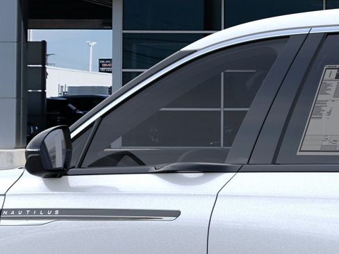 New 2026 Lincoln Nautilus Premier AWD/4WD image 20
