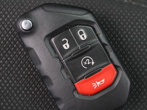 Used 2020 Jeep Wrangler Unlimited Sport AWD/4WD image 15