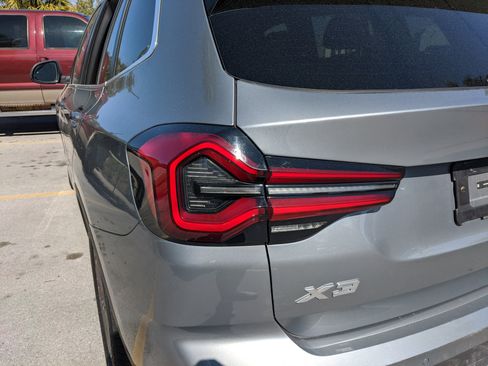 Used 2024 BMW X3 sDrive30i w/ Premium Package image 11