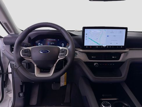 New 2025 Ford Explorer Active w/ Active Comfort Package image 23