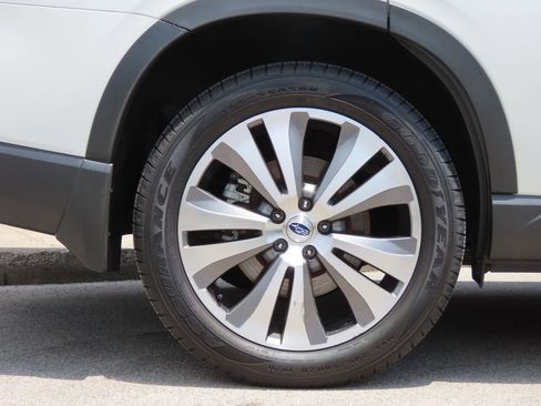 Used 2022 Subaru Ascent Limited AWD/4WD image 17