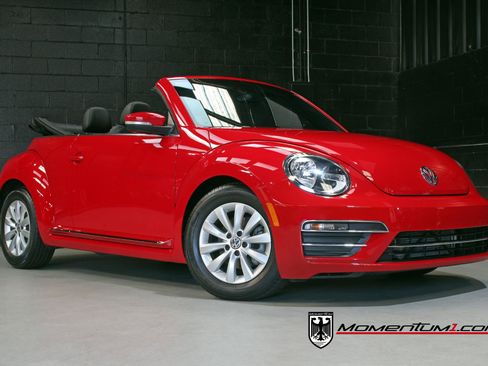 Used 2018 Volkswagen Beetle 2.0T S image 1