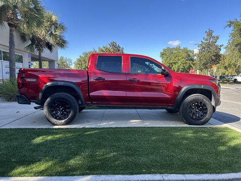 Used 2024 Chevrolet Colorado Trail Boss w/ Advanced Trailering Package image 8
