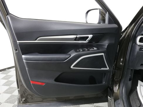 Used 2020 Kia Telluride S AWD/4WD image 13