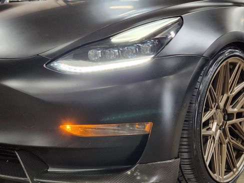 Used 2022 Tesla Model 3 image 14