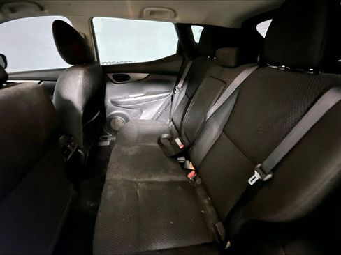 Used 2018 Nissan Rogue Sport S w/ S Appearance Package image 21