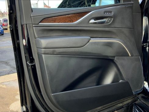 Used 2021 Cadillac Escalade ESV Sport Platinum w/ Heavy-Duty Trailer Package AWD/4WD image 26