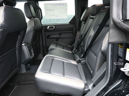 New 2025 Ford Bronco Outer Banks image 26