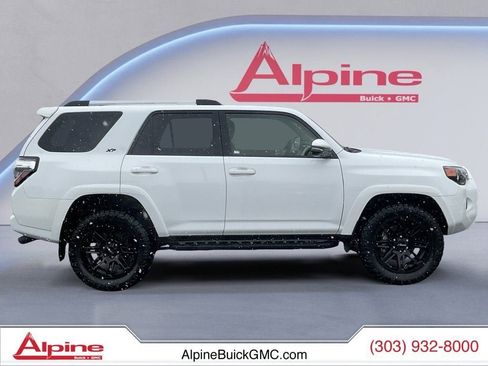 Used 2024 Toyota 4Runner SR5 Premium w/ Moonroof Package AWD/4WD image 6