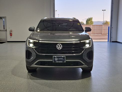 Used 2024 Volkswagen Atlas Cross Sport SE FWD image 5