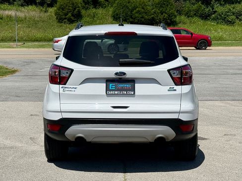 Used 2017 Ford Escape SE w/ Equipment Group 201A AWD/4WD image 5