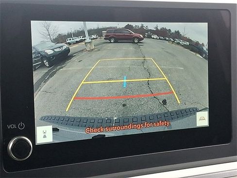 Used 2025 Toyota 4Runner SR5 image 17