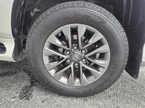 Used 2019 Lexus GX 460 Premium image 11