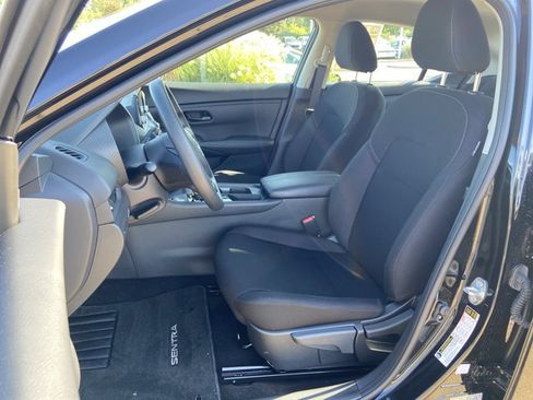 Used 2025 Nissan Sentra S FWD image 18