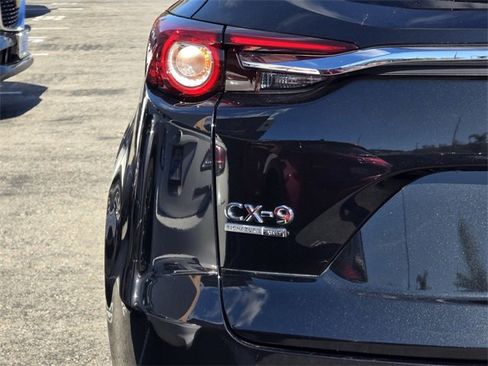 Used 2023 MAZDA CX-9 Signature image 6