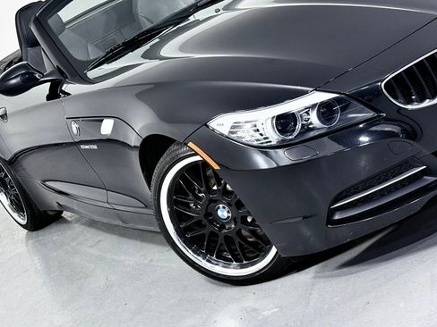 Used 2013 BMW Z4 sDrive28i image 4