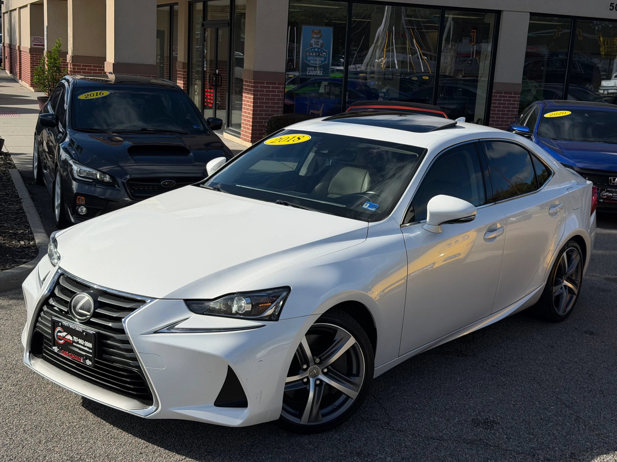 Used 2018 Lexus IS 300 AWD w/ Comfort Package image 2