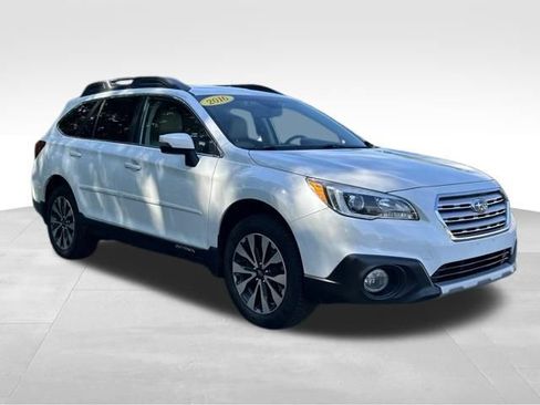 Used 2016 Subaru Outback 2.5i Limited AWD/4WD image 7