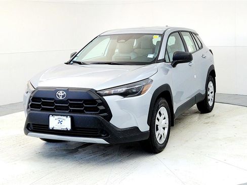 New 2026 Toyota Corolla Cross L image 2