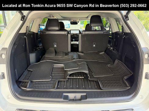 Used 2025 Toyota Highlander Platinum AWD/4WD image 10