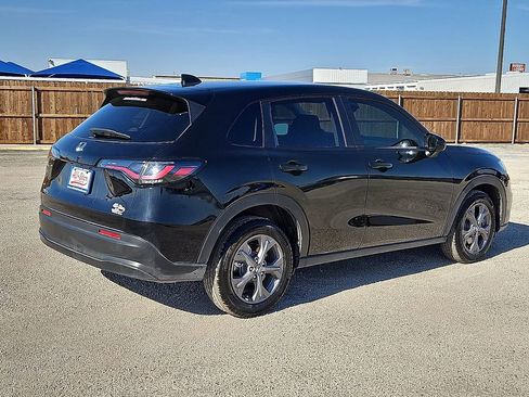 Used 2026 Honda HR-V LX image 8