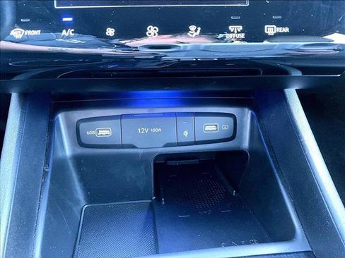 Used 2023 Hyundai Santa Cruz Limited image 24