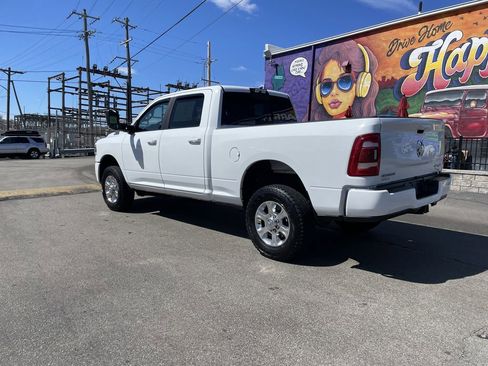 Used 2022 RAM 2500 Big Horn w/ Level B Equipment Group AWD/4WD image 3